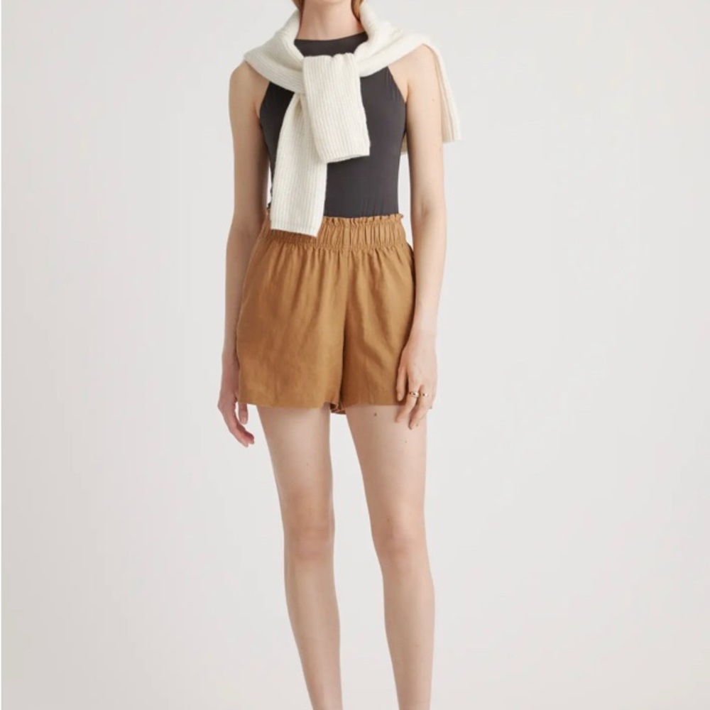Linen shorts